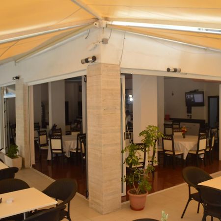 Hotel Riviera Durres Exterior photo