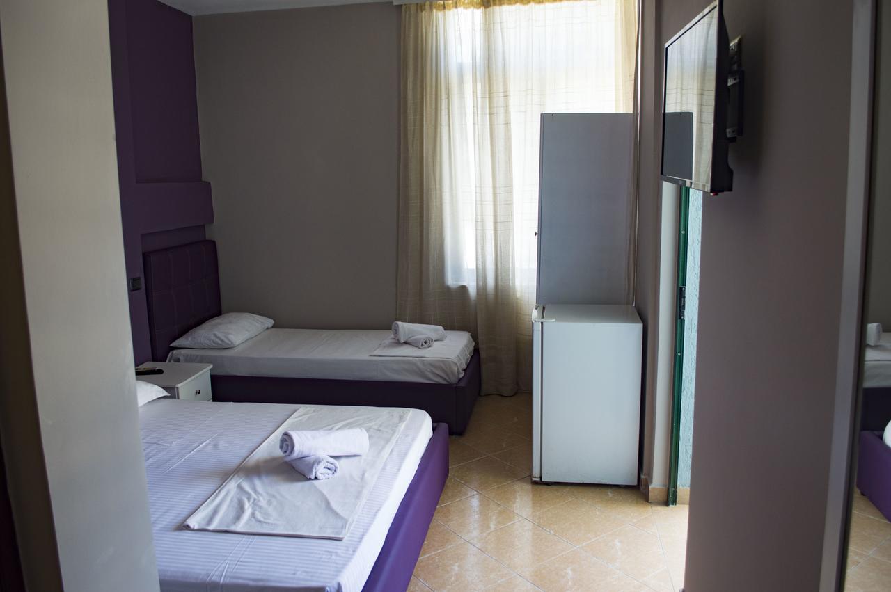 Hotel Riviera Durres Exterior photo