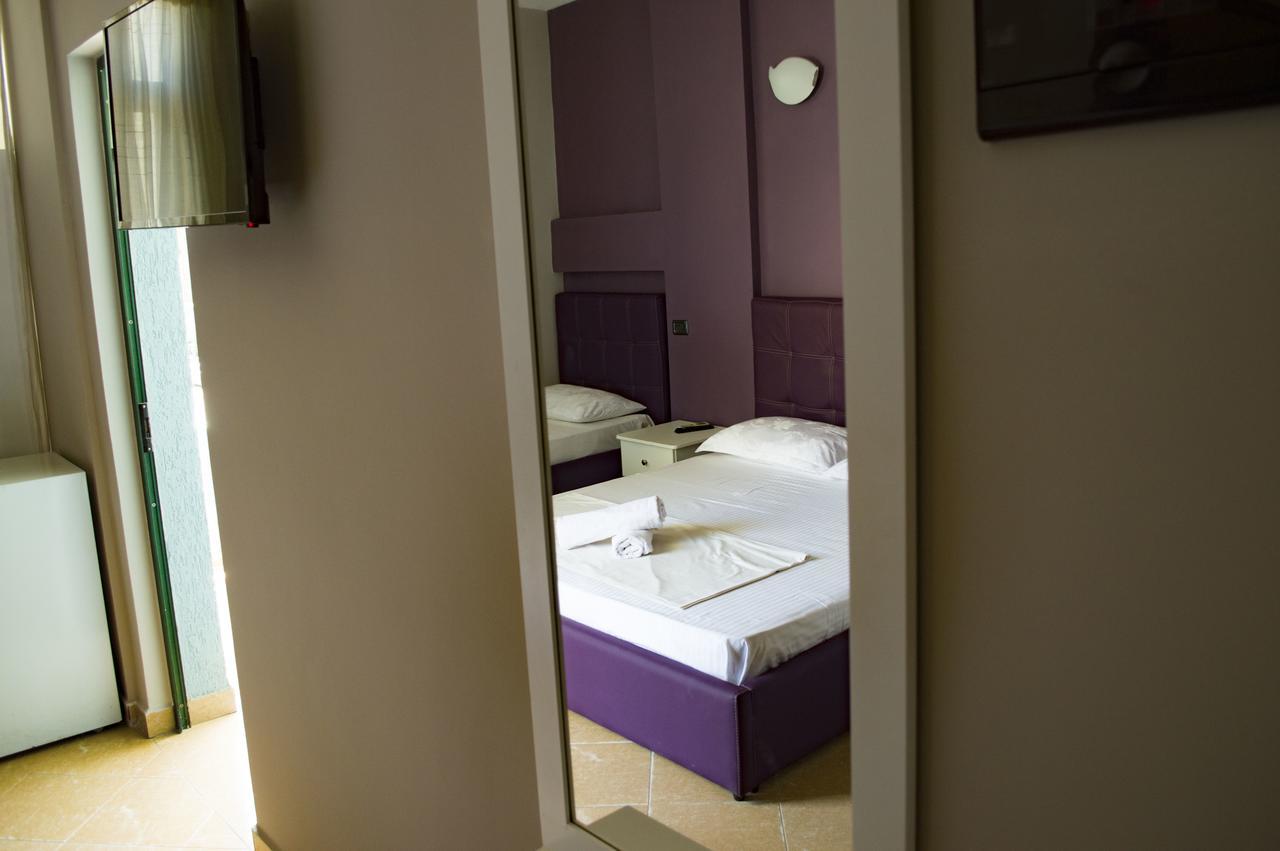 Hotel Riviera Durres Exterior photo