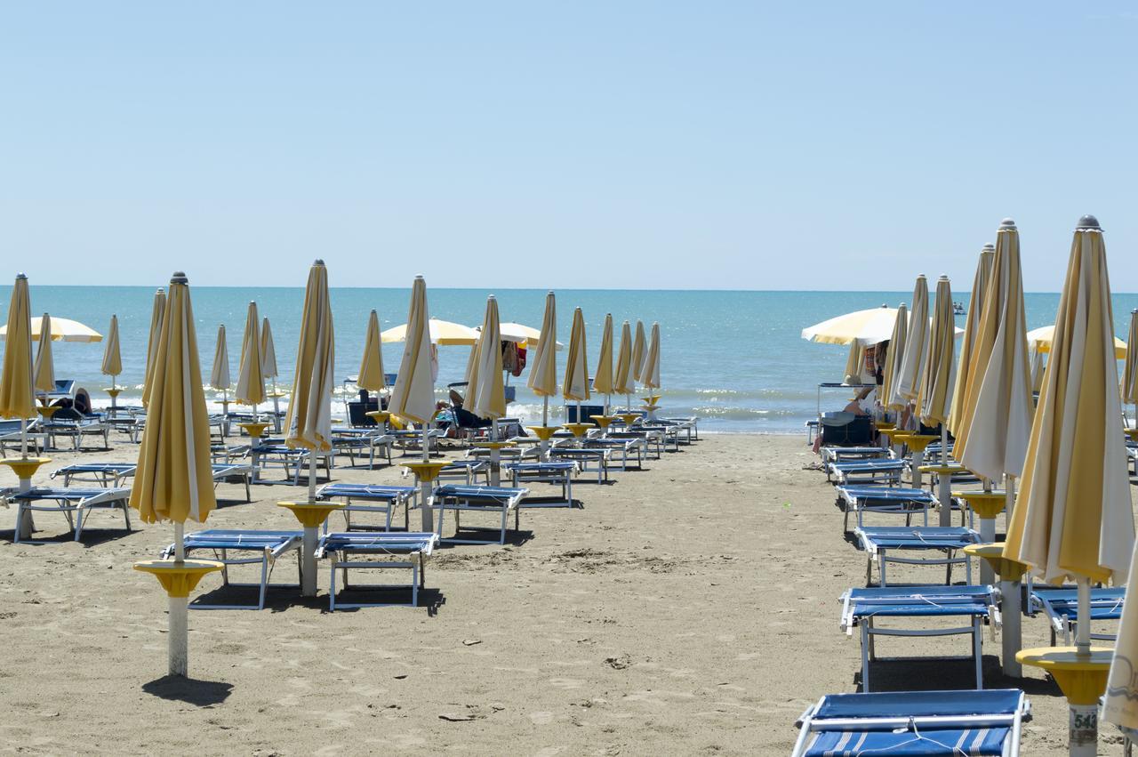 Hotel Riviera Durres Exterior photo